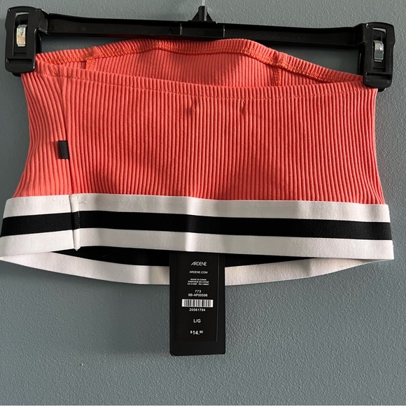 Ardene Kendall & Kylie Striped Crop Top - Picture 4 of 9